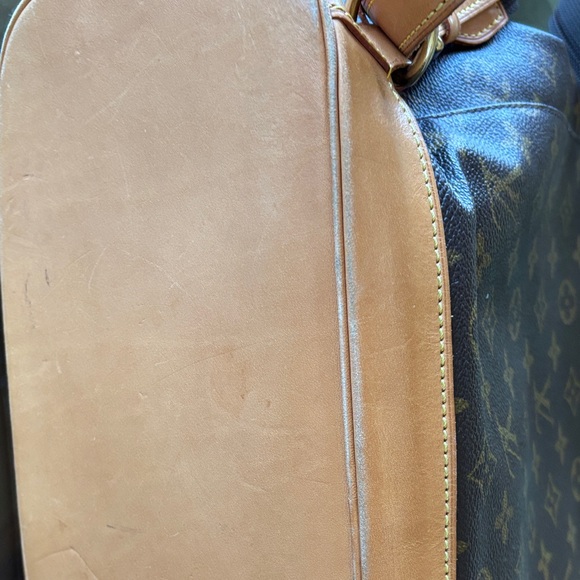 Louis Vuitton Montsouris Monogram Backpack. Includes organizational insert main image 8